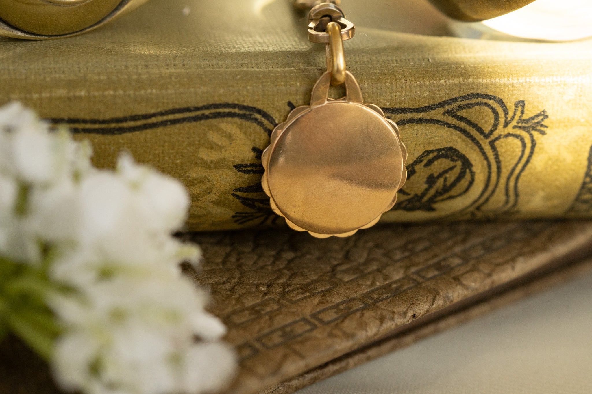 FRENCH AUGIS PLUS QU'HIER RUBY LOVE MEDAL 18CT GOLD