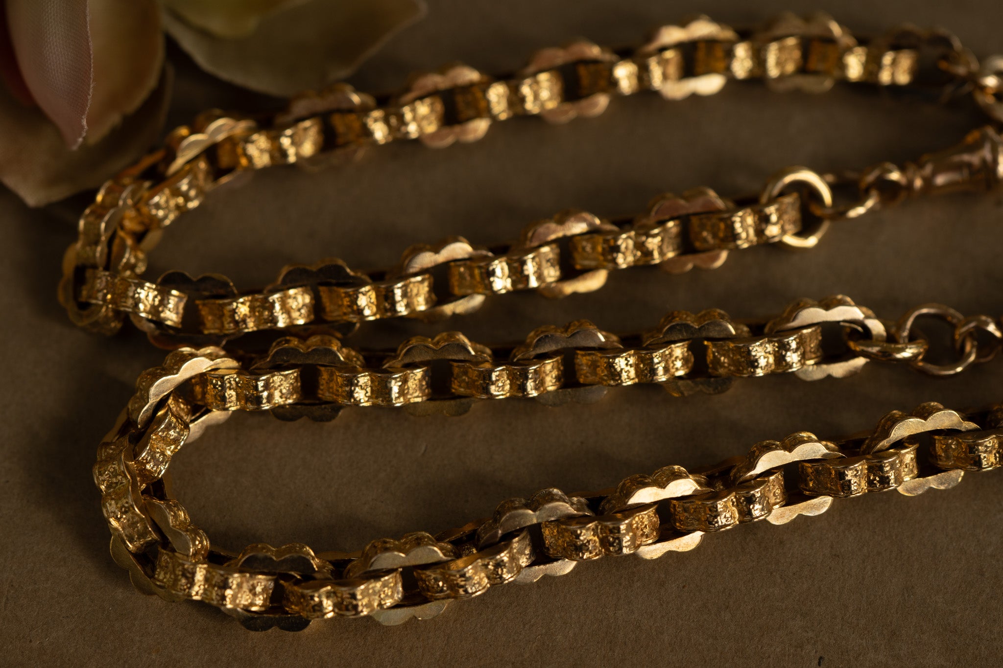 ANTIQUE 9 CT SCALLOPED EDGE BRACELETS WITH ALBERT CLASP - reserved