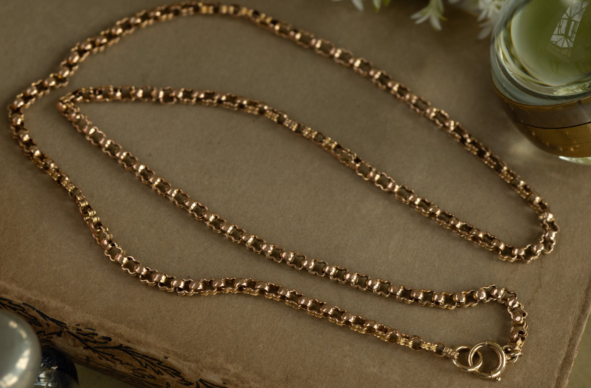 ANTIQUE 9CT GOLD SCALLOPED EDGE CHAIN RESERVED