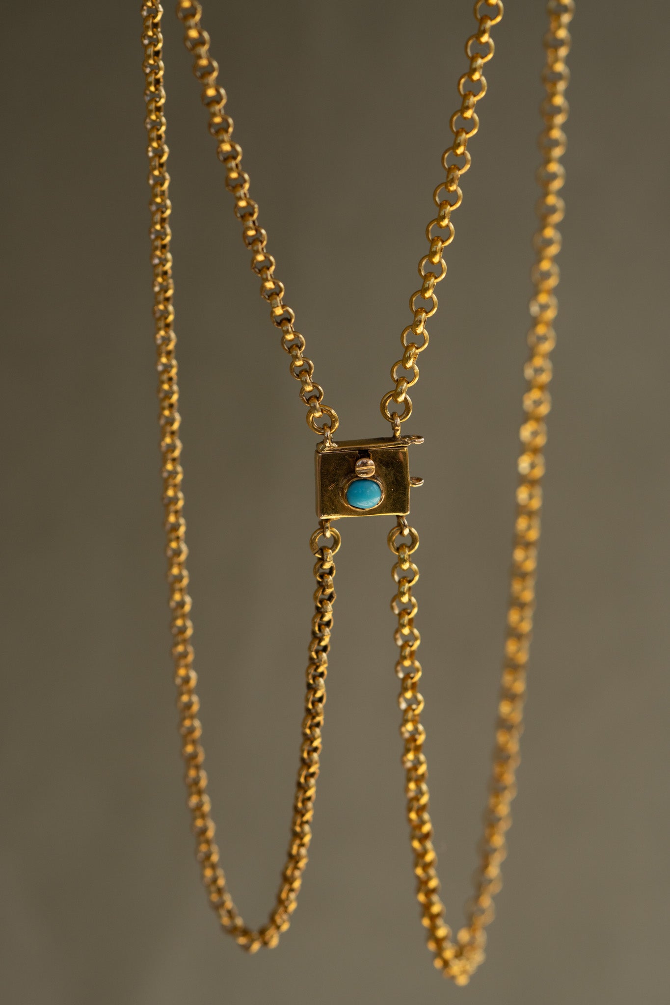 ANTIQUE DOUBLE STRAND BELCHER WITH TURQUOISE SET CLASP