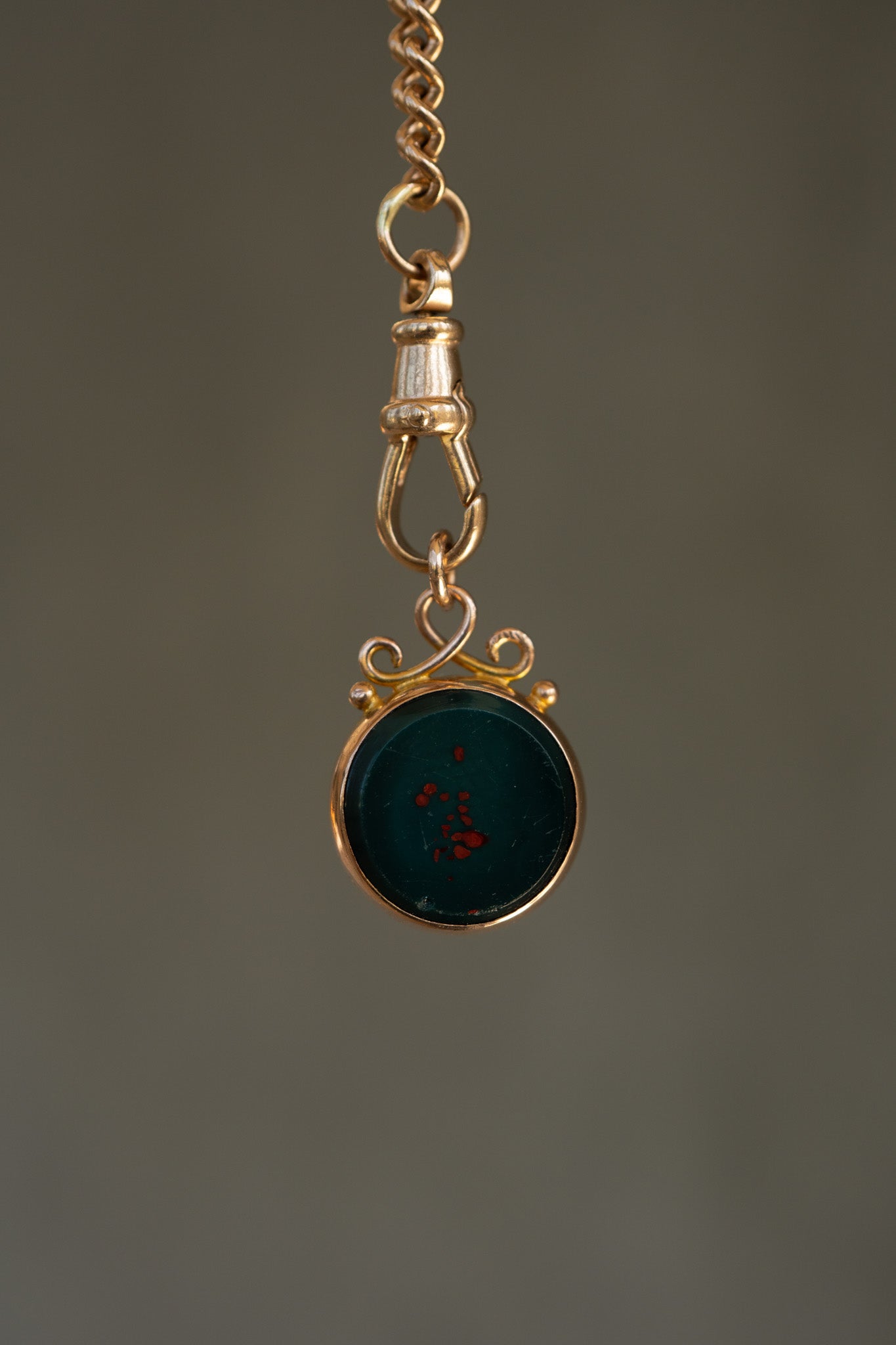 ART DECO GOLD DOUBLE SIDED BLOODSTONE CARNELIAN FOB - RESERVED