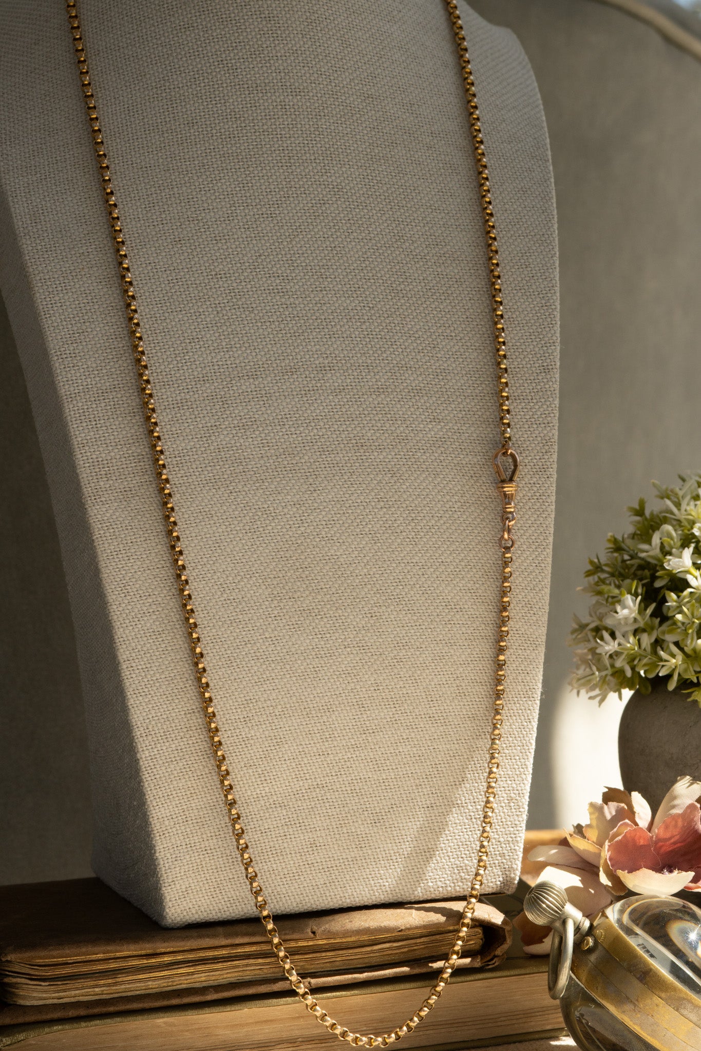 ANTIQUE LONG LINE BELCHER WITH ALBERT CLASP 9CT GOLD