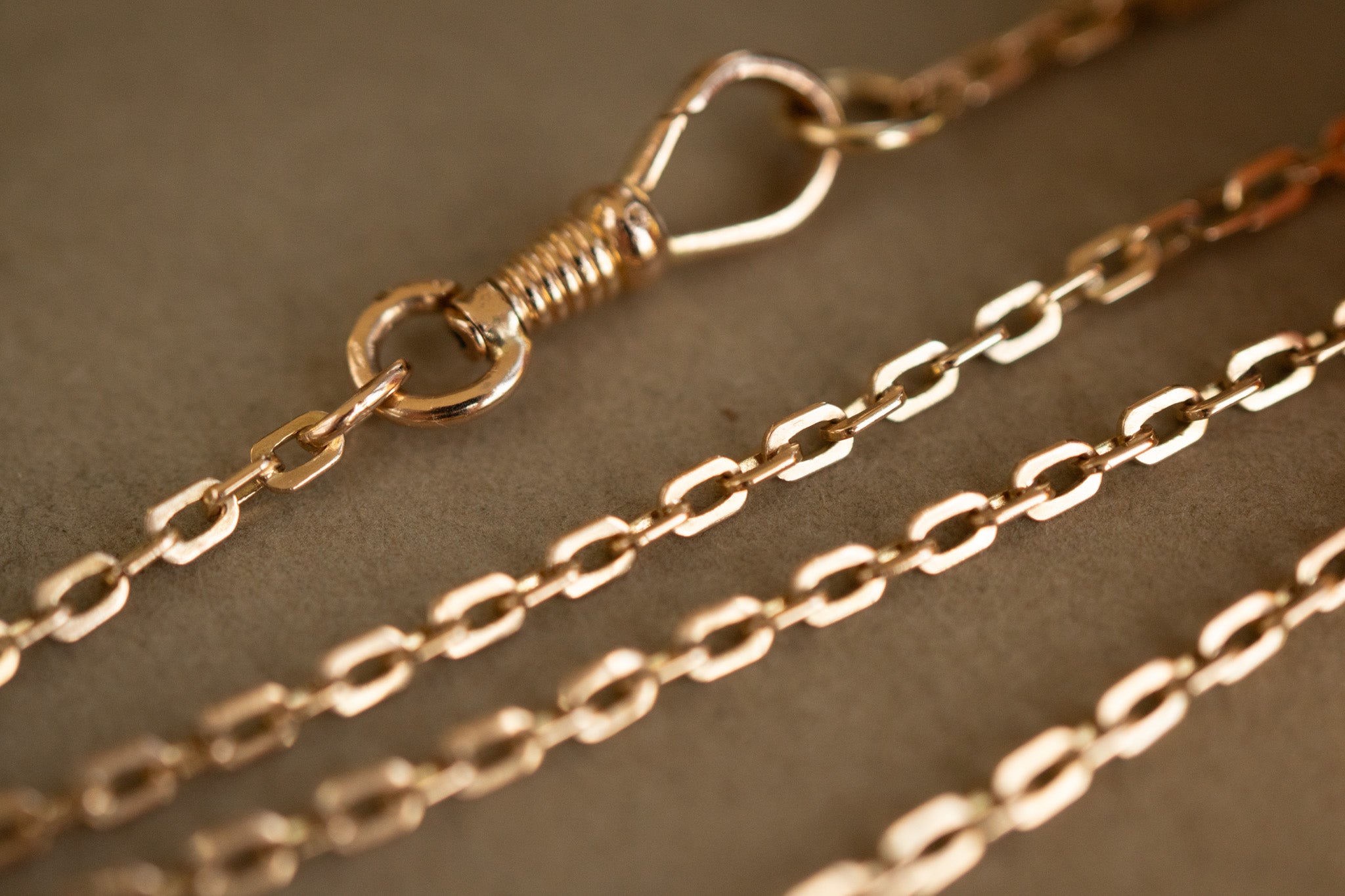 ANTIQUE 15CT BIKER LINK WITH SWIVEL ALBERT CLASP