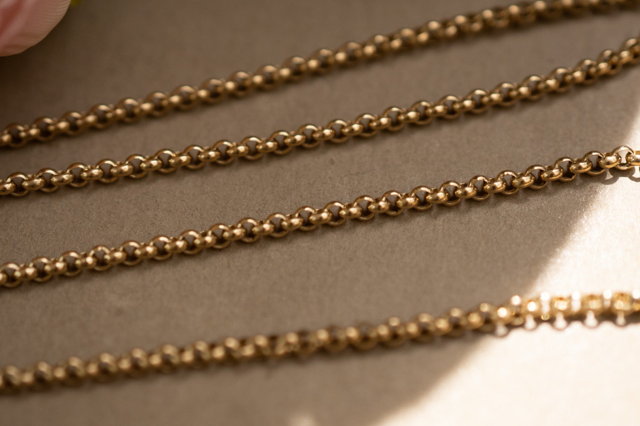 VINTAGE 9CT GOLD MINI BELCHER