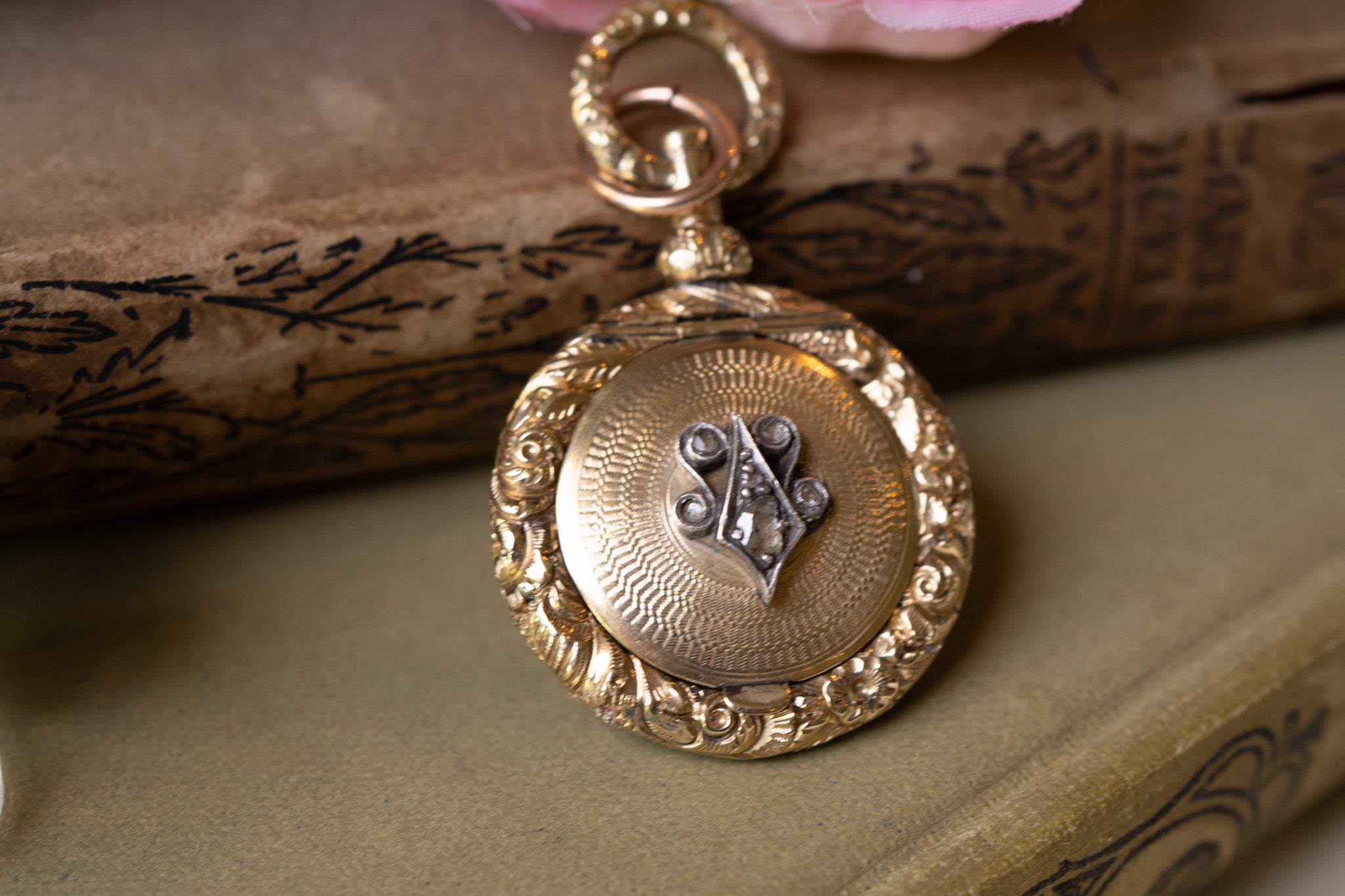Exceptional Victorian Gold Locket or Vinaigrette, Diamond Set