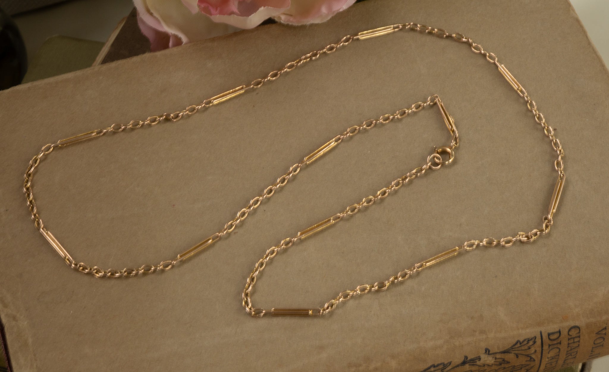 DAINTY DOUBLE TROMBONE AND CABLE LINK CHAIN