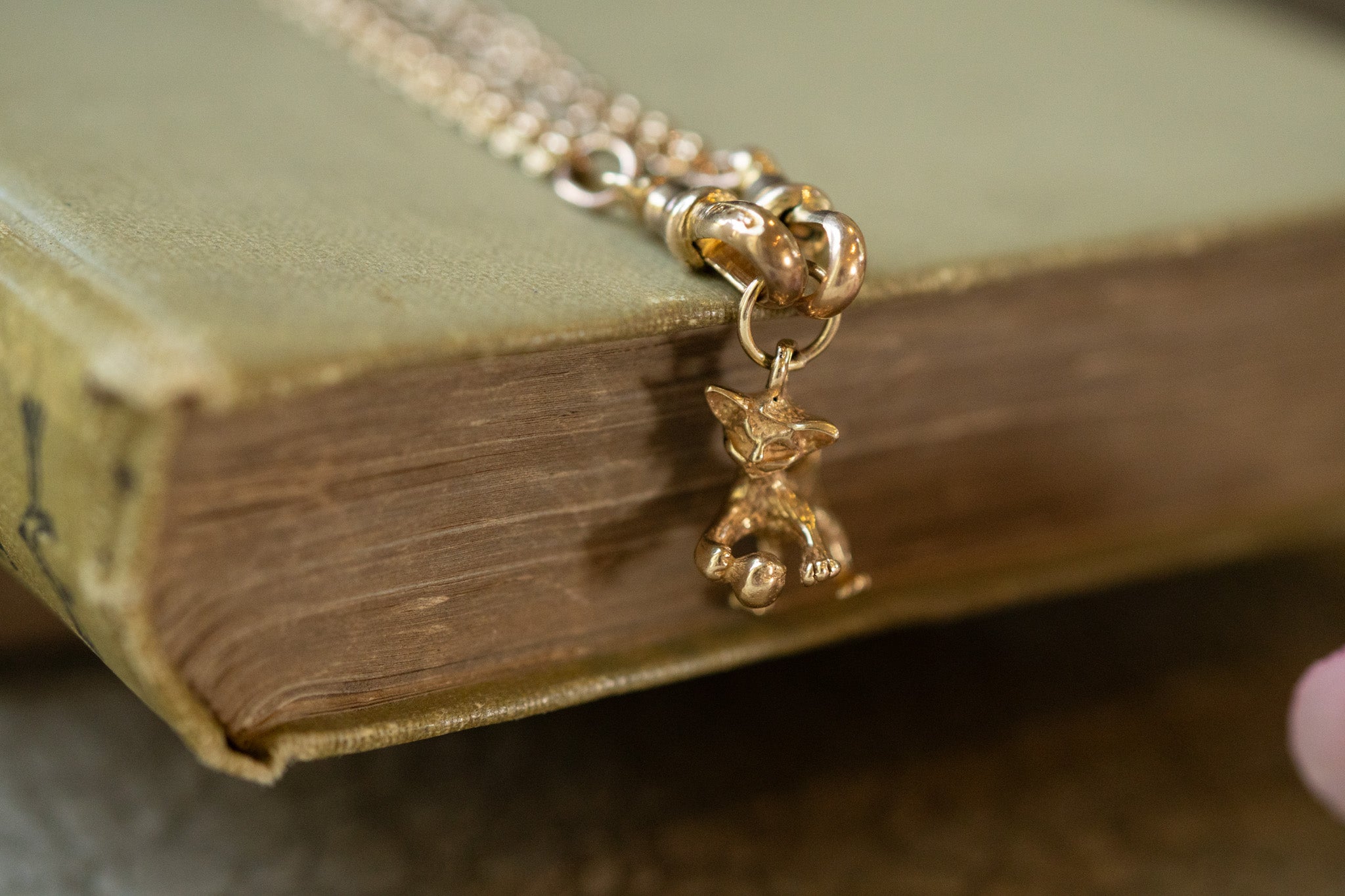 9ct Gold Kitten and Ball Charm