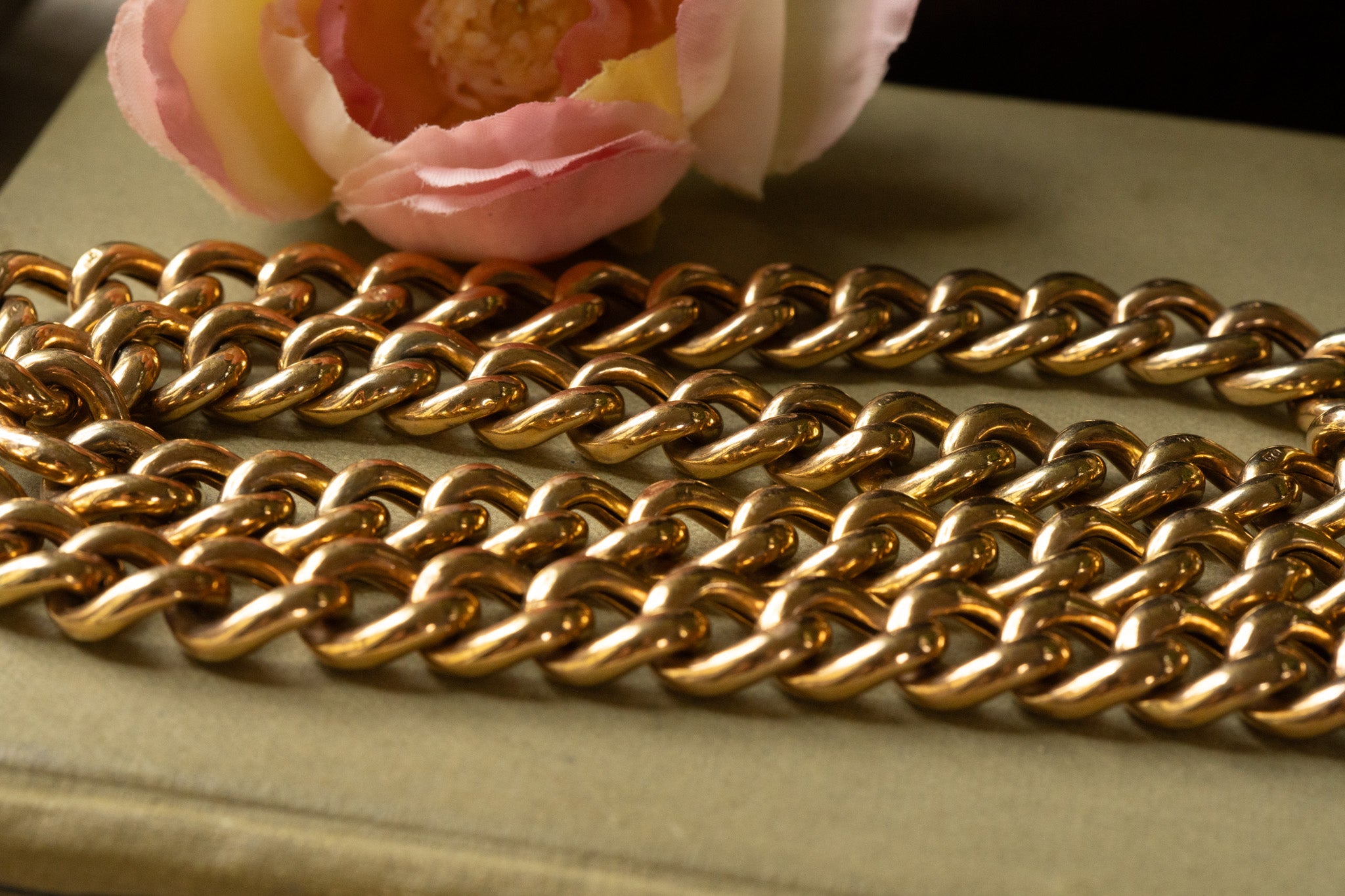 ANTIQUE OVERSIZED CURB LINK ALBERT CHAIN 9CT YELLOW GOLD