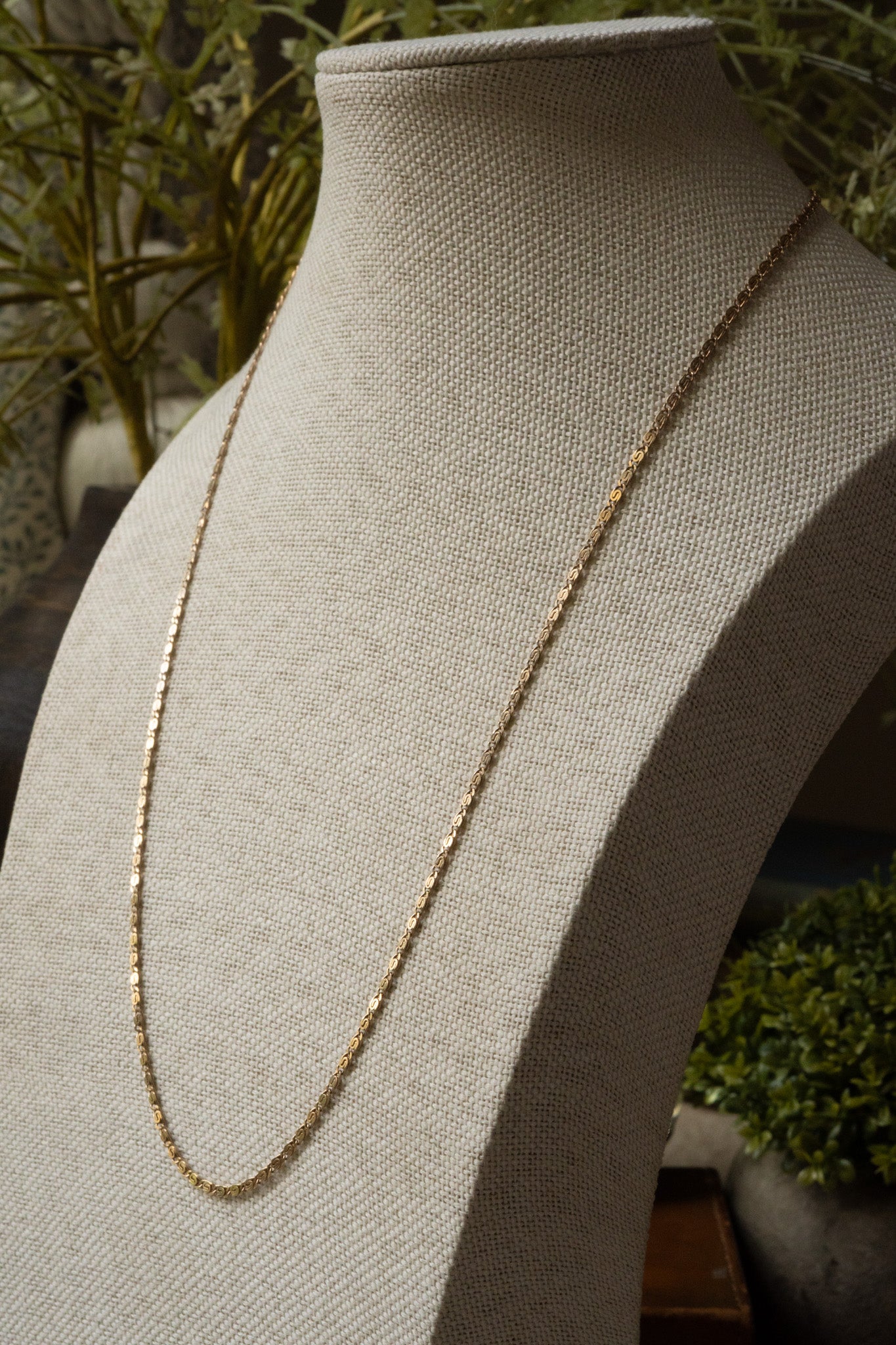 VINTAGE 9CT GOLD SCROLL LINK CHAIN