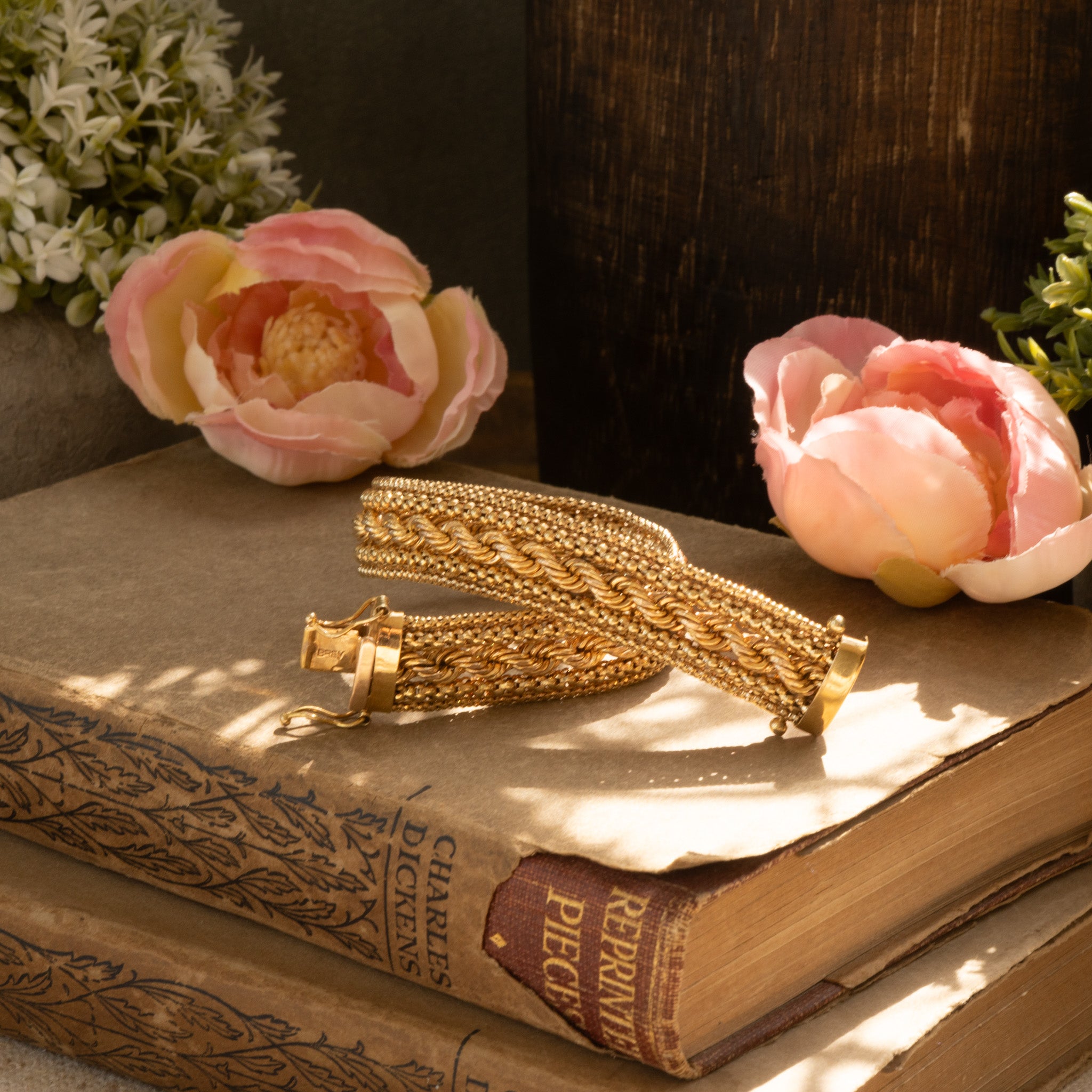 UNOAERRE 9CT GOLD WOVEN BRACELET - ITALIAN GOLD