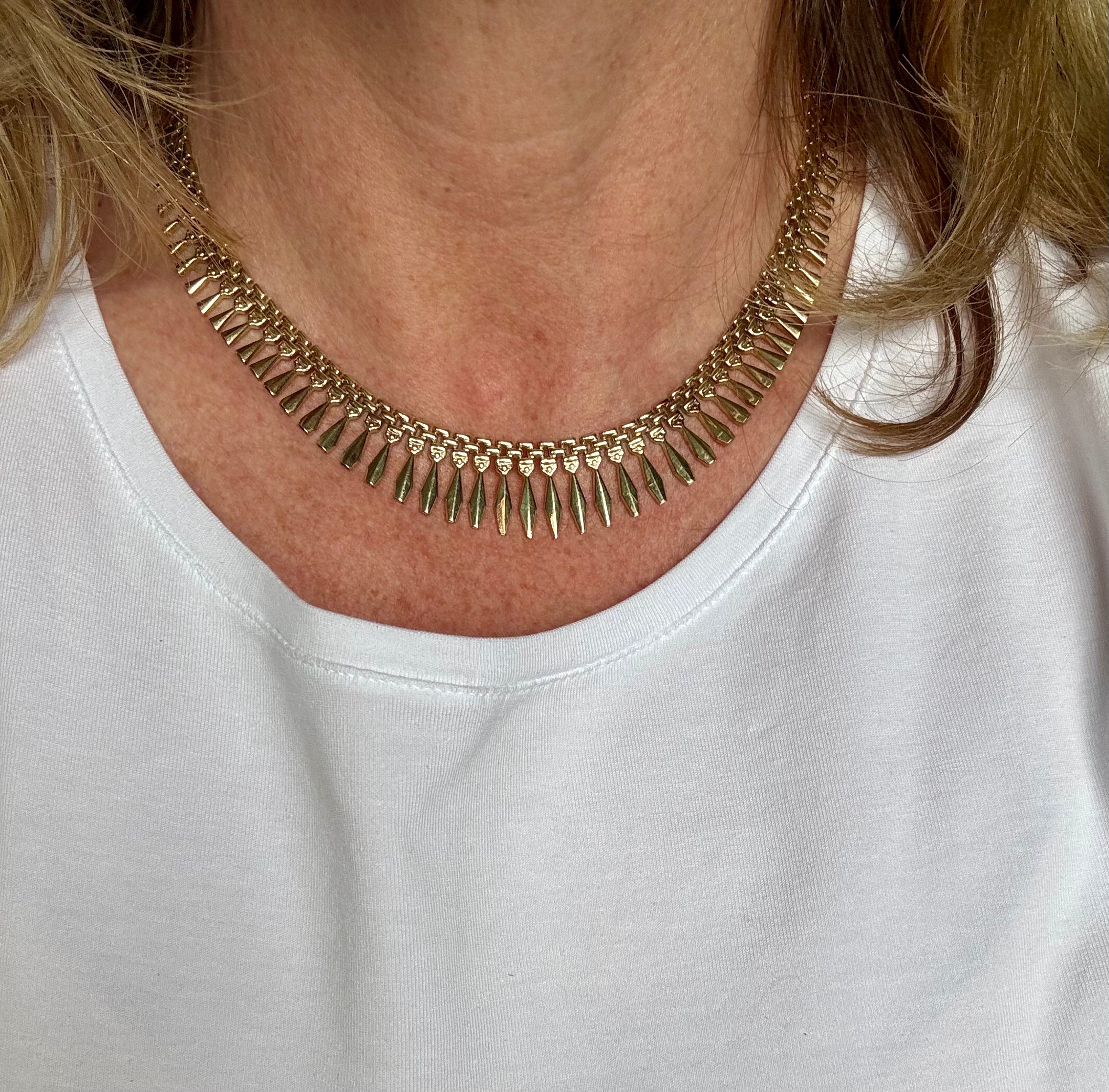 VINTAGE ITALIAN 9CT GOLD CLEOPATRA COLLAR