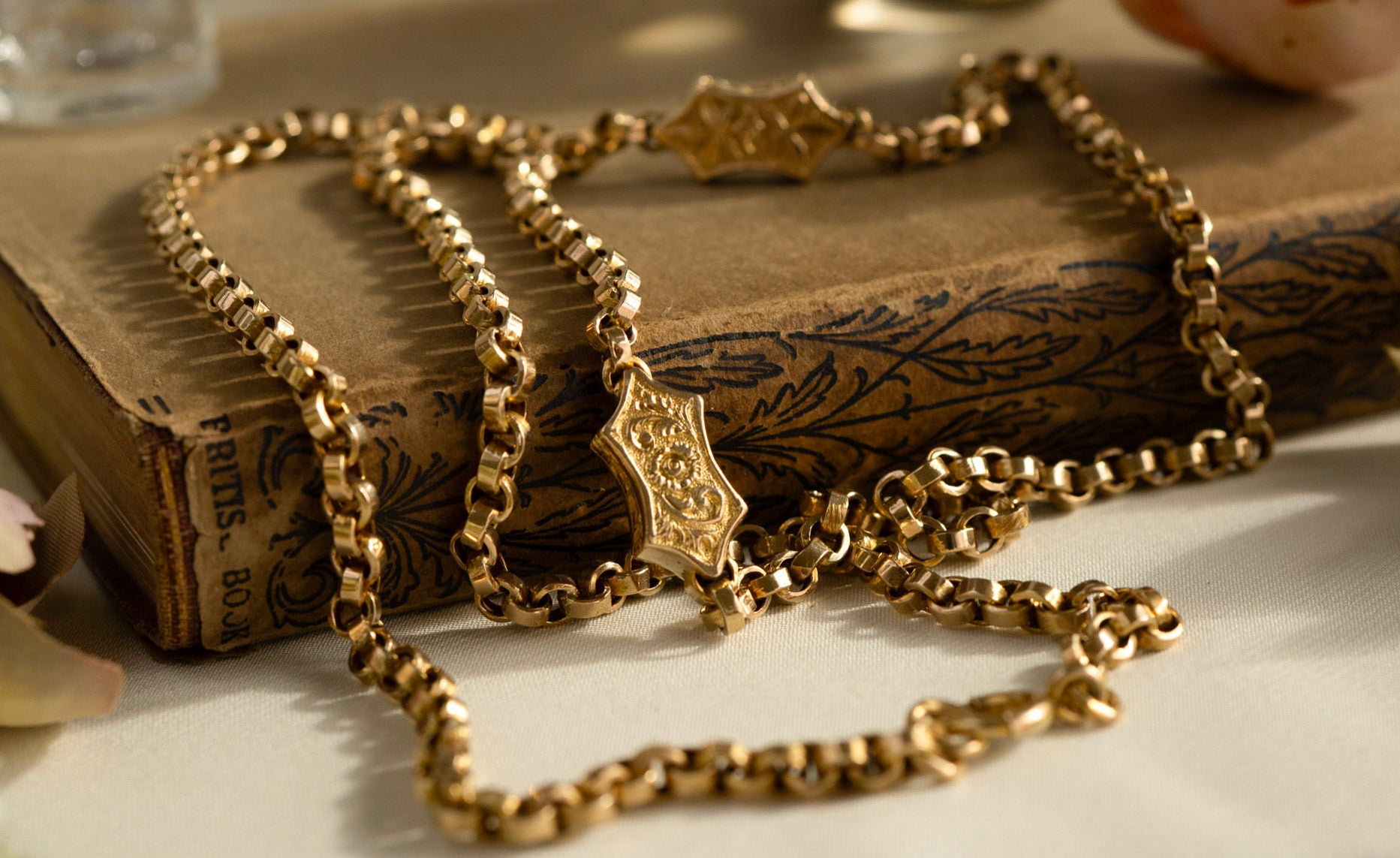 Chains and Necklaces