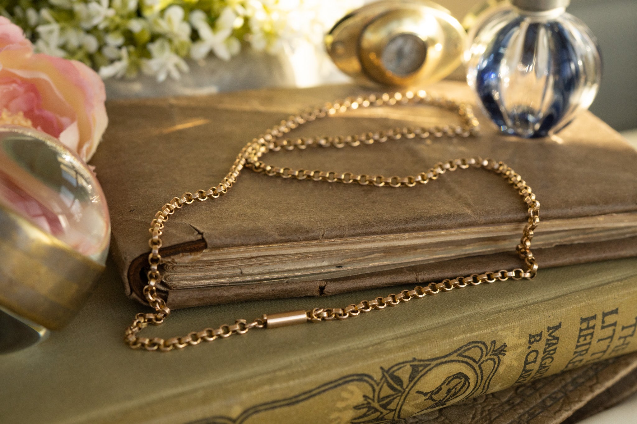 SQUARE EDGED BELCHER WITH BARREL CLASP image 0