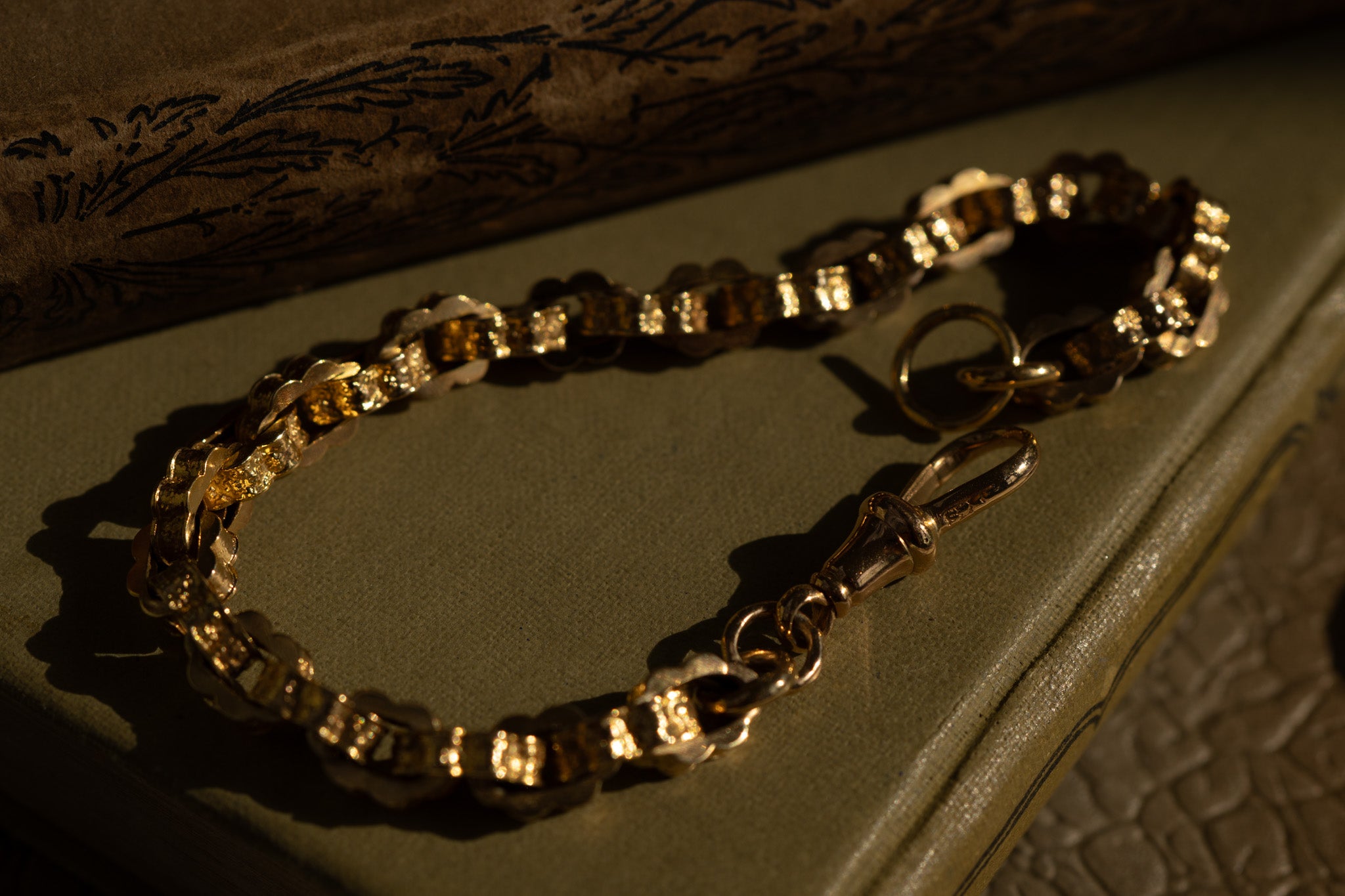 ANTIQUE 9 CT SCALLOPED EDGE BRACELETS WITH ALBERT CLASP - reserved