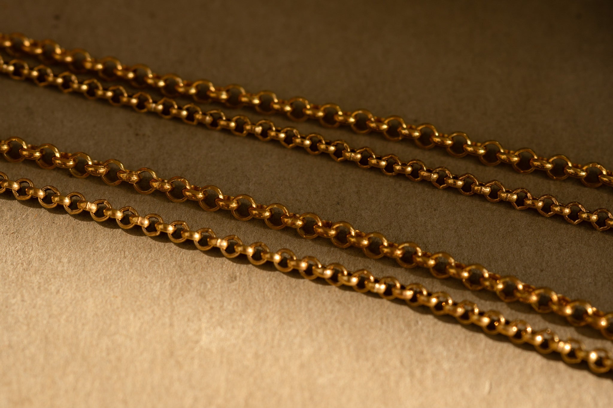 ANTIQUE DOUBLE STRAND BELCHER WITH TURQUOISE SET CLASP