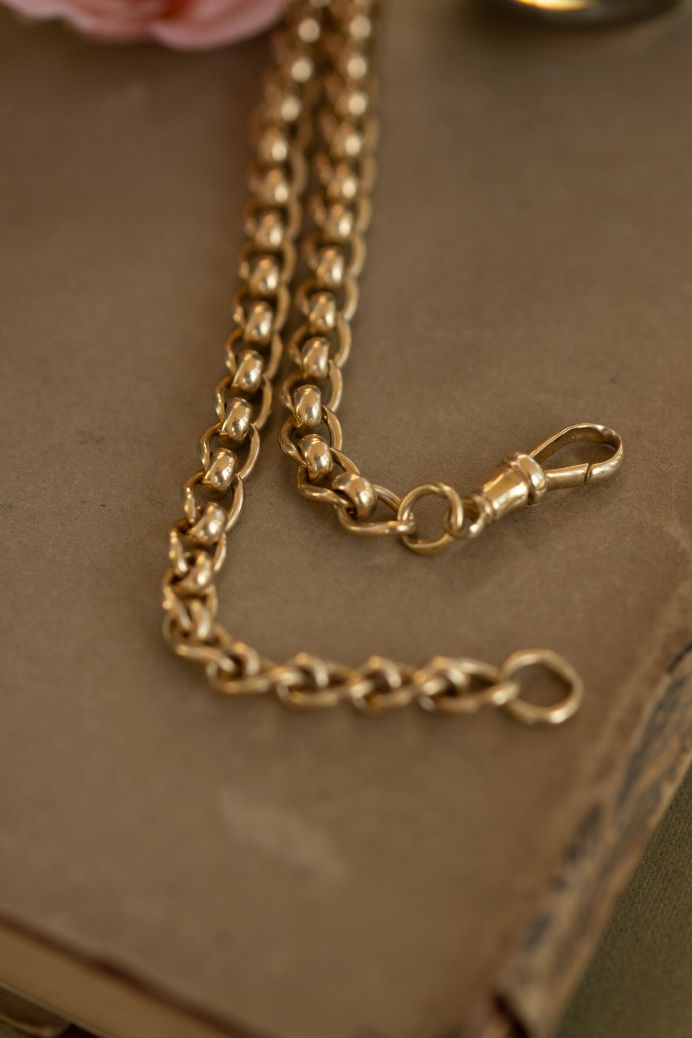 SUBSTANTIAL VINTAGE  9CT GOLD ROLLER BALL CHAIN WITH ALBERT CLASP