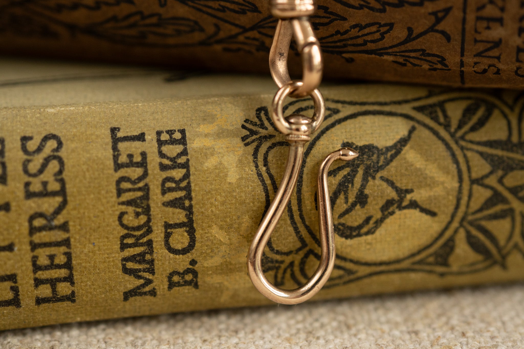 Antique 9ct gold swivel hook