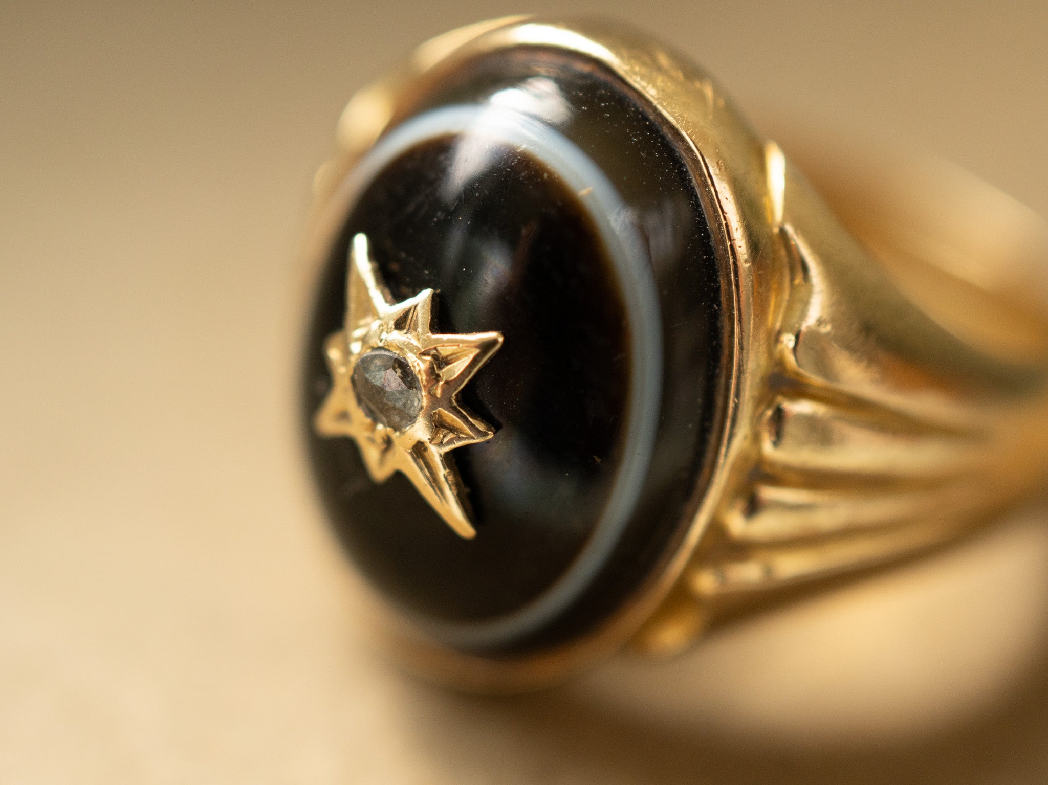 Victorian 18ct Gold Banded Agate and Diamond Ring, Henry Griffiths and Sons