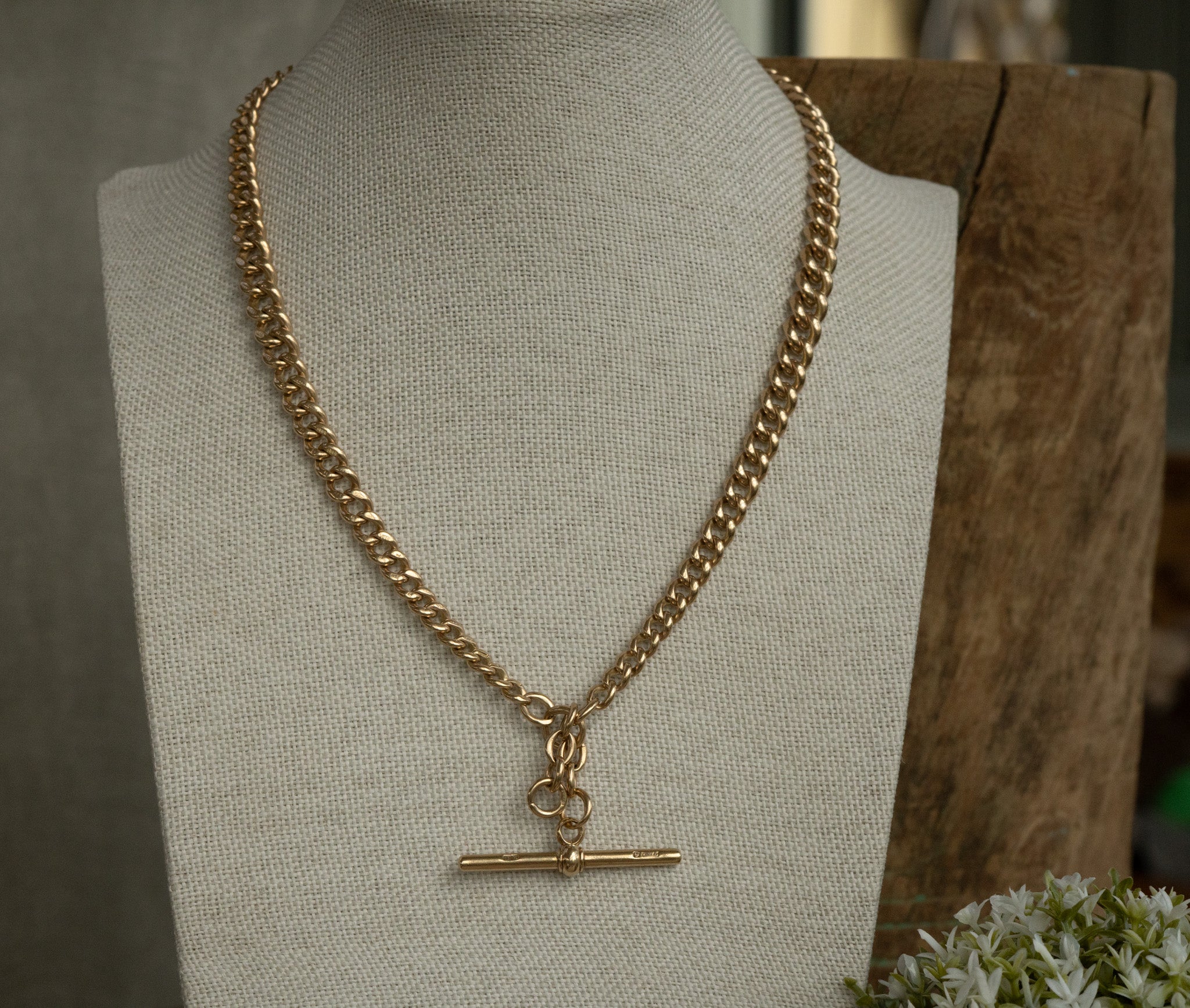 Antique 9ct yellow gold albert with dog clip and oversized bolt