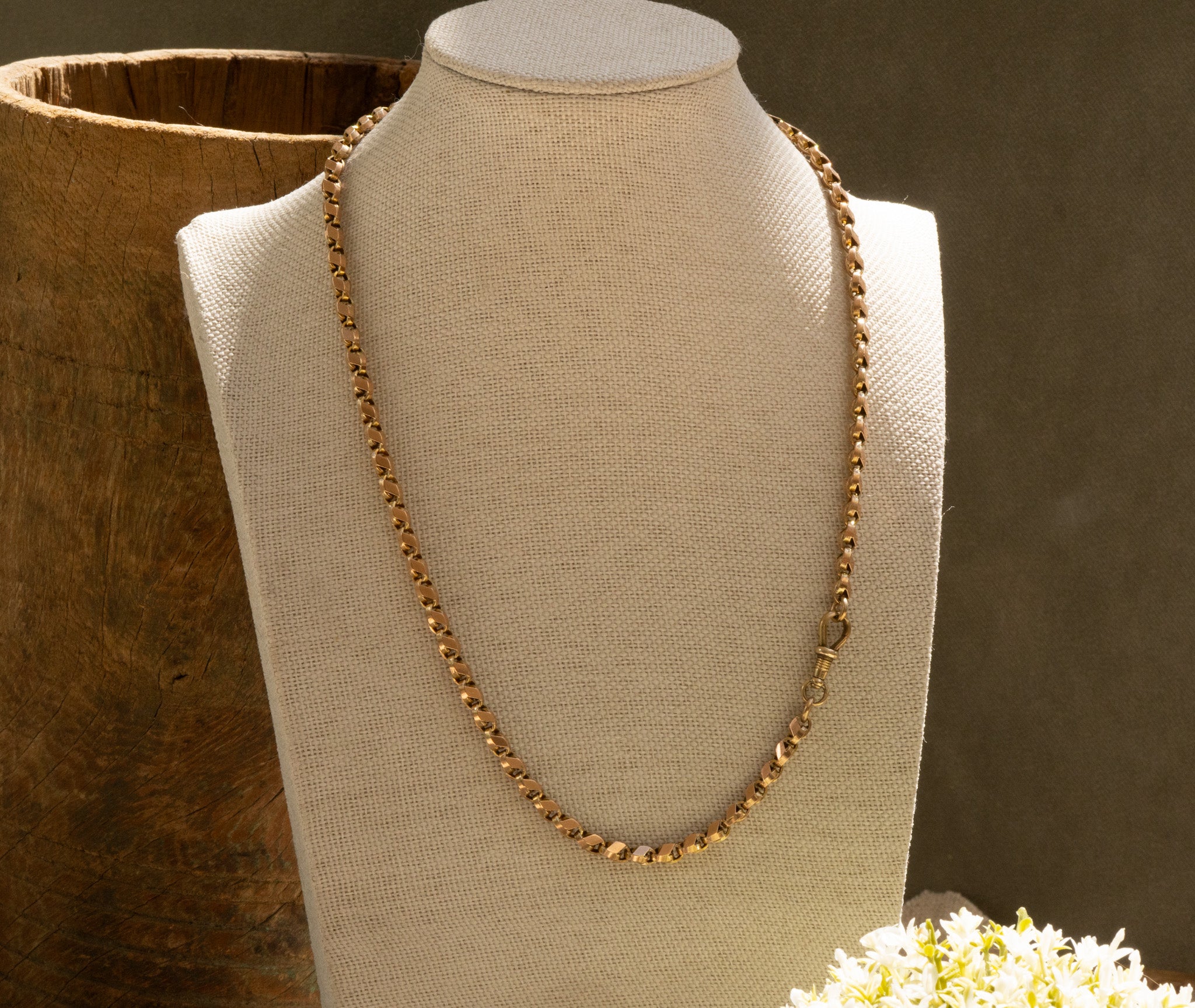 ANTIQUE 9CT GOLD CHUNKY TULIP LINK WITH SWIVEL ALBERT