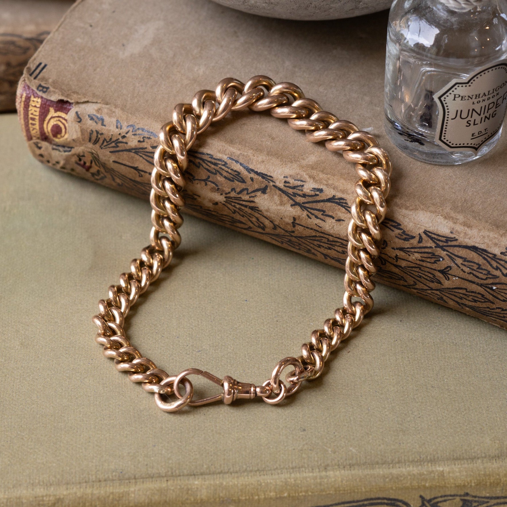 VICTORIAN 9CT GOLD  SOLID GRADUATED CURB BRACELET