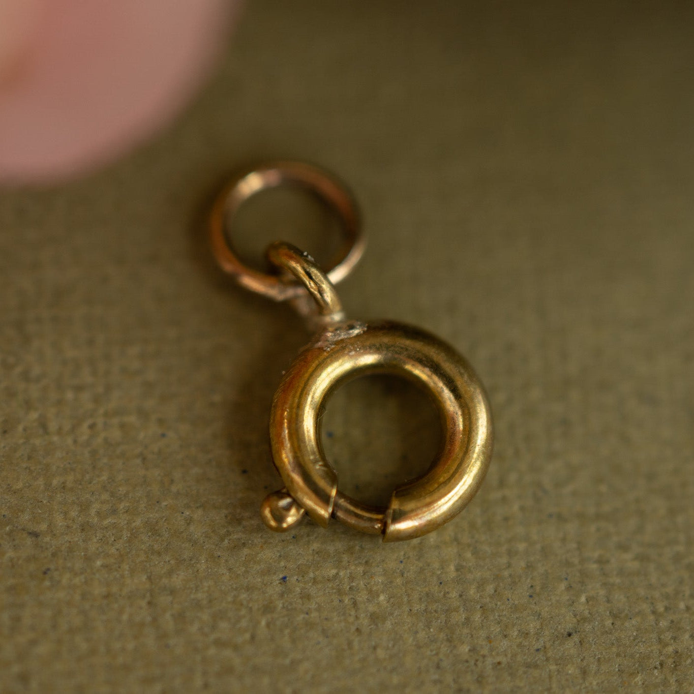 9ct gold small bolt clasp with jump ring