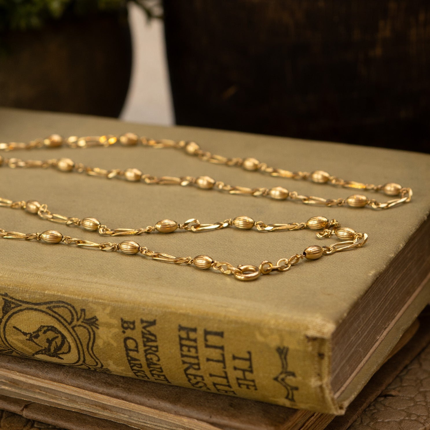 Vintage 9ct Gold Fluted Bead and Twisted Link Chain, London 1992
