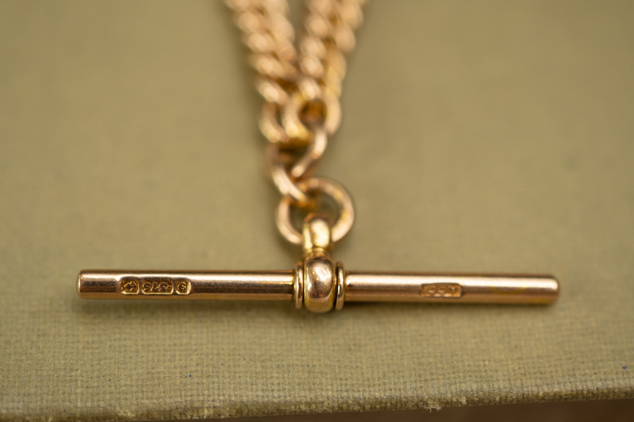 Antique 9ct Yellow Gold Graduated Tight Curb Double Albert Chain Wth T Bar