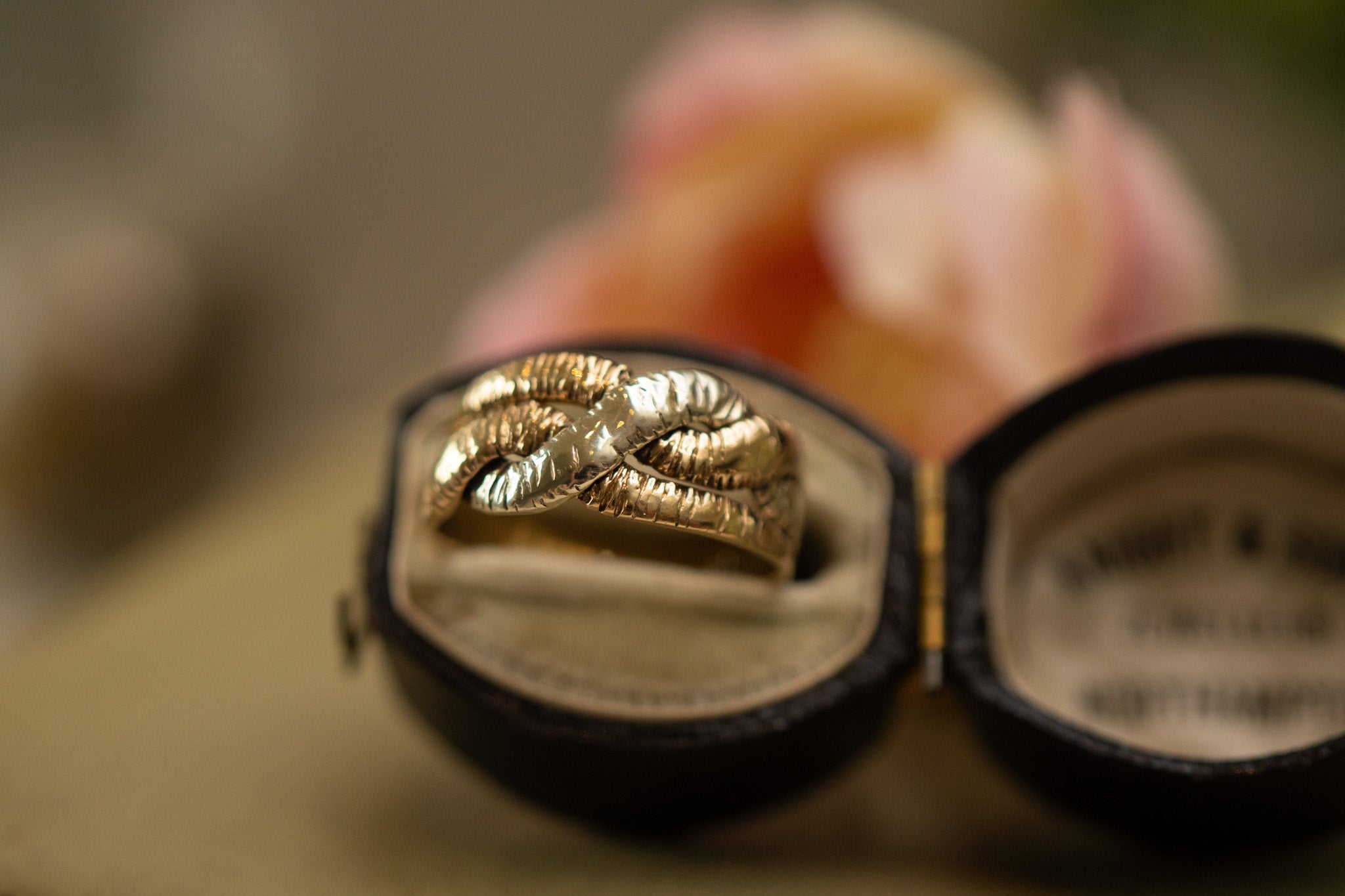 Vintage 9ct Yellow and White Gold Ribbed Crossover Ring, London Pre 1974