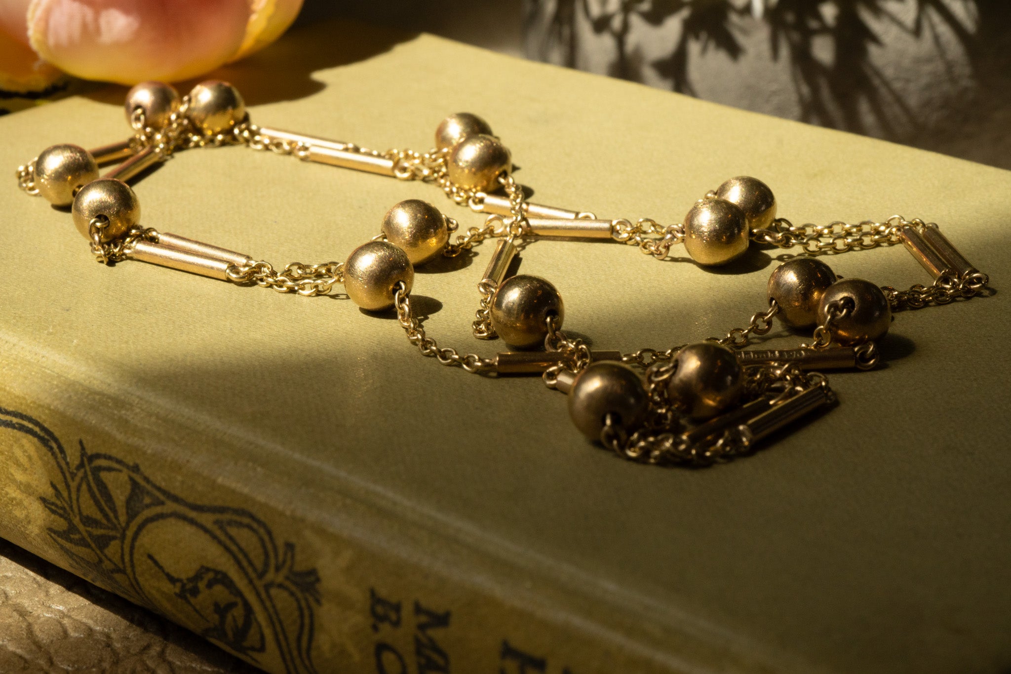 VINTAGE 9CT GOLD BALL BAR AND CABLE LINK CHAIN
