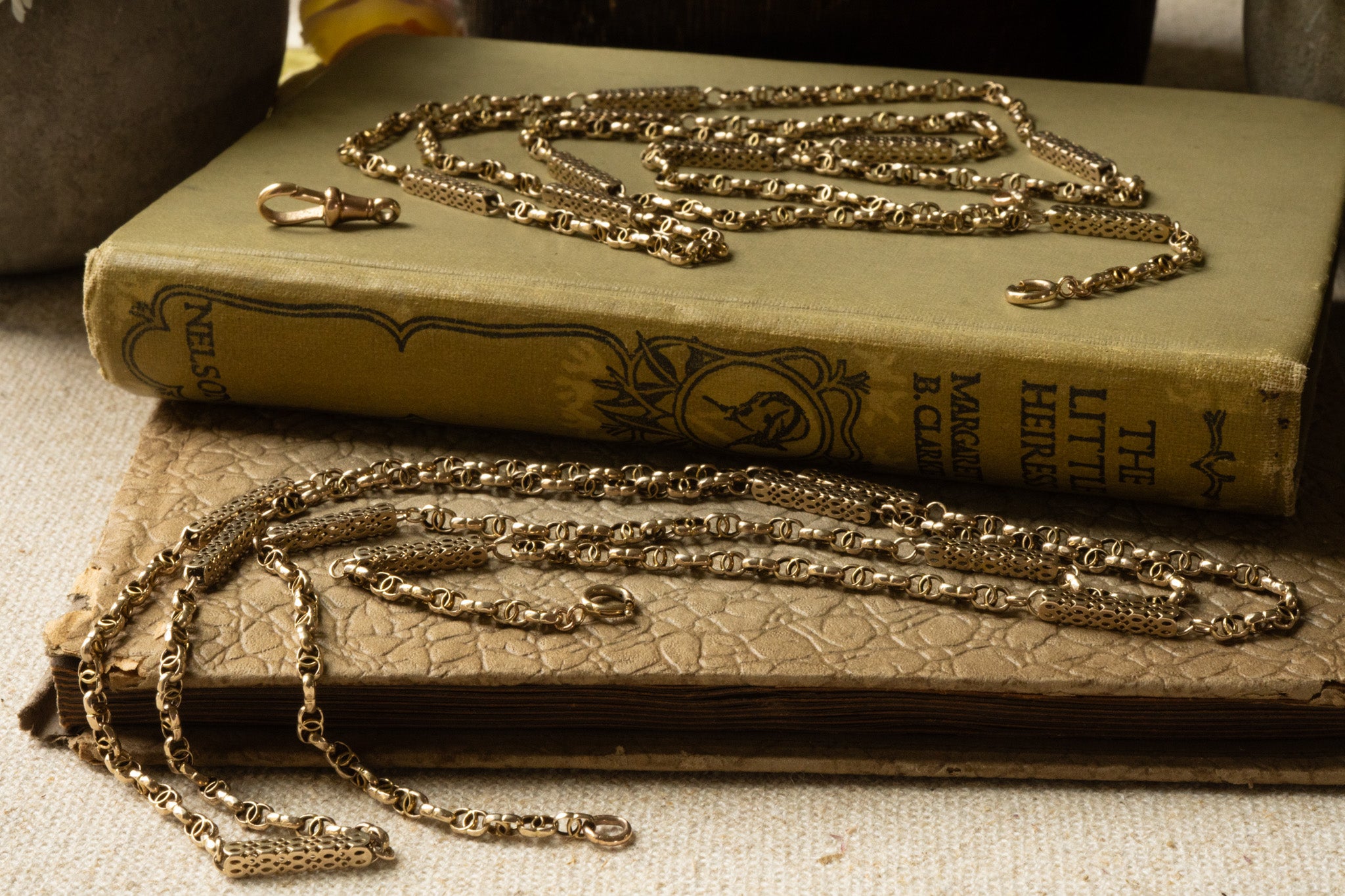 Victorian 9ct Gold Fancy Link Longuard Chain, Pierced Bar Links,