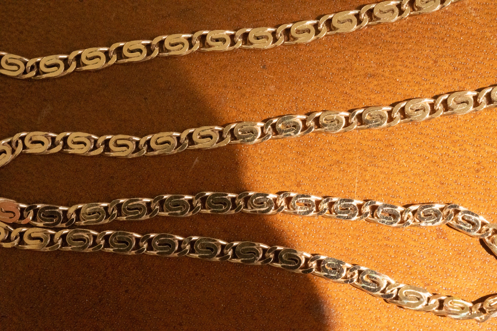 VINTAGE 9CT GOLD SCROLL LINK CHAIN