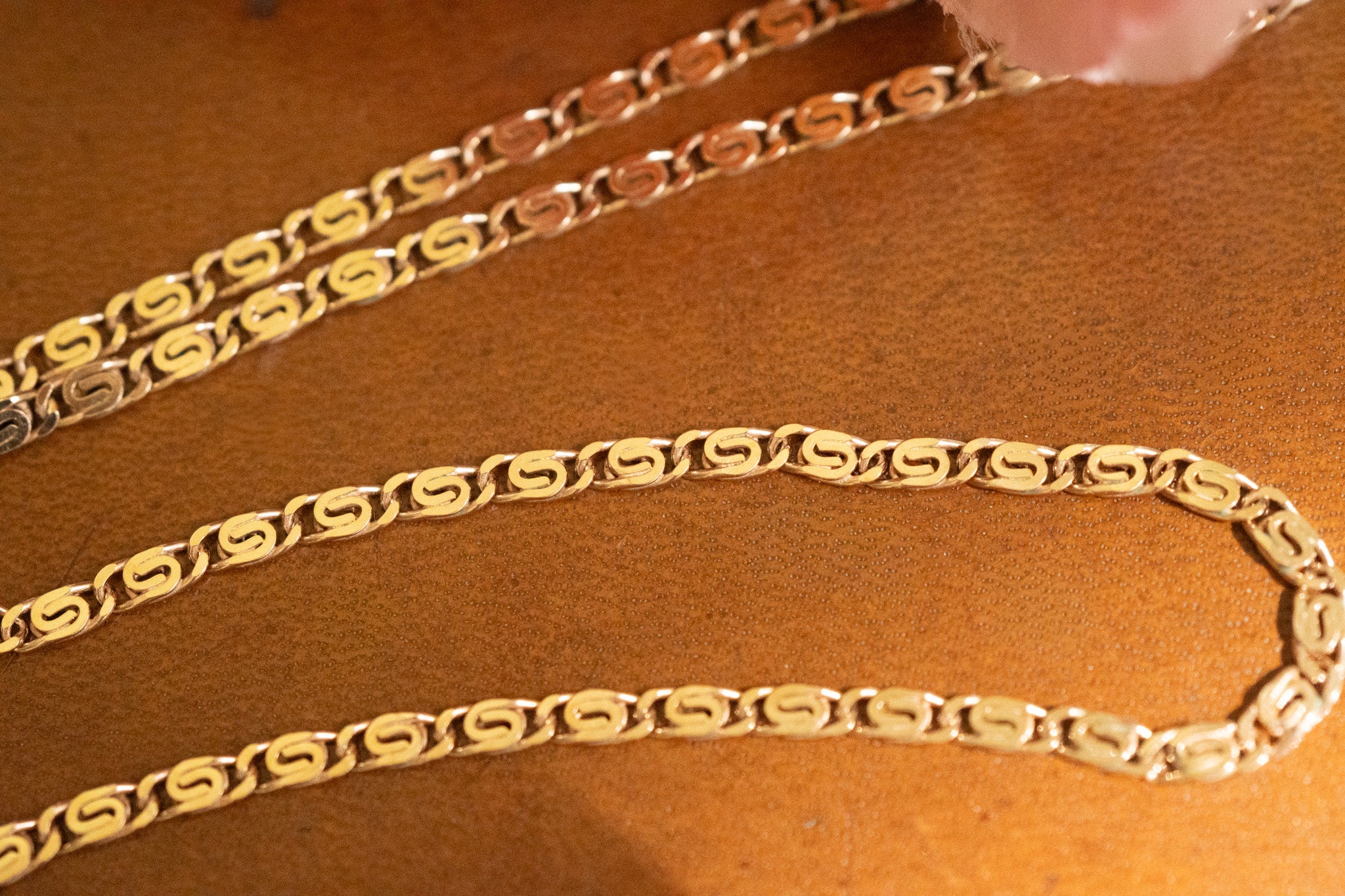 VINTAGE 9CT GOLD SCROLL LINK CHAIN