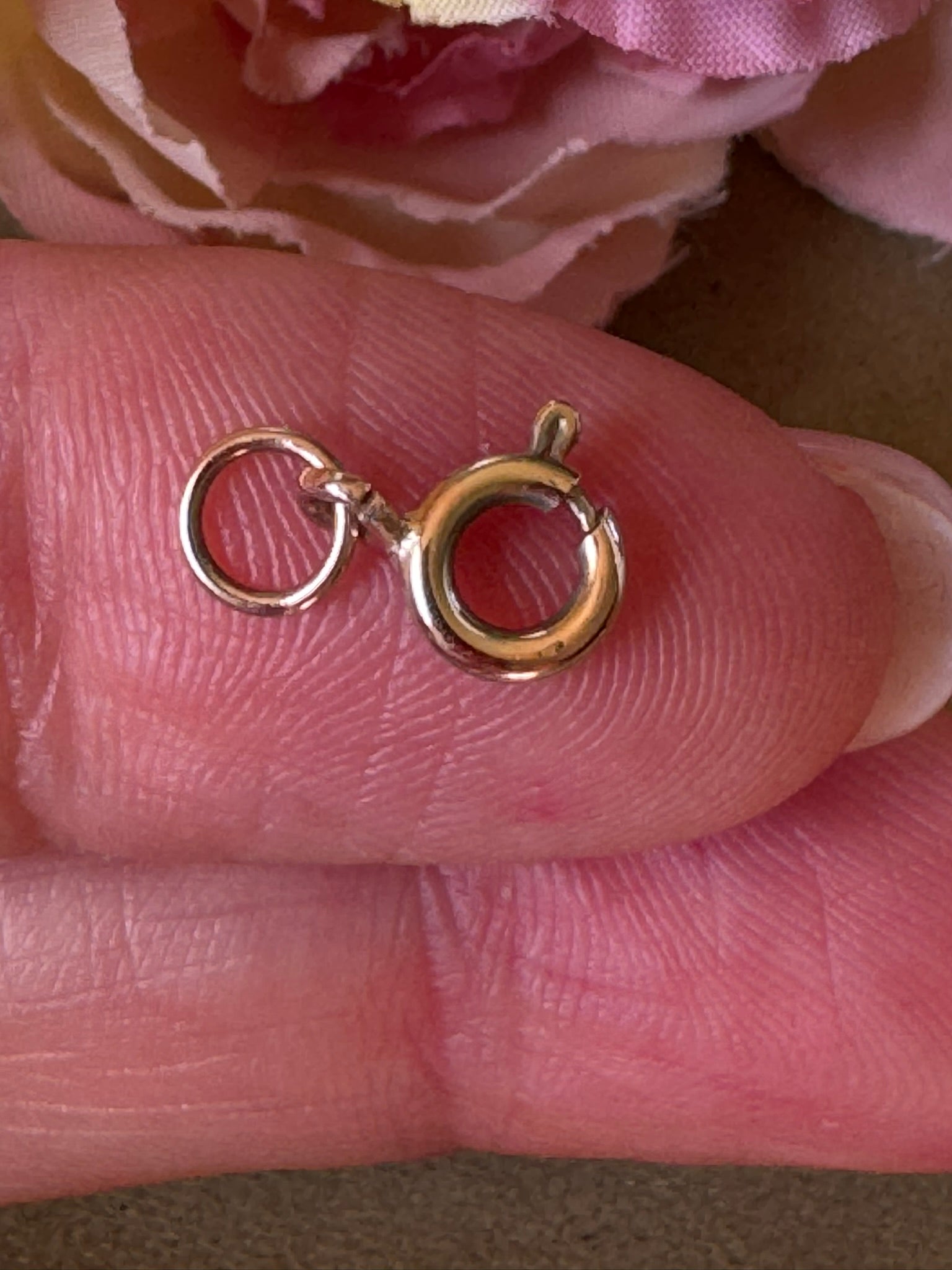 9ct gold small bolt clasp with jump ring - RESERVED