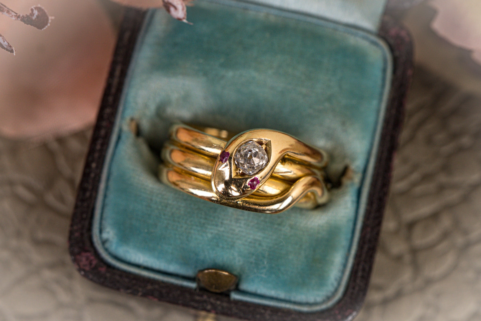 18CT MID CENTURY DIAMOND AND RUBY COILED SNAKE RING image 8